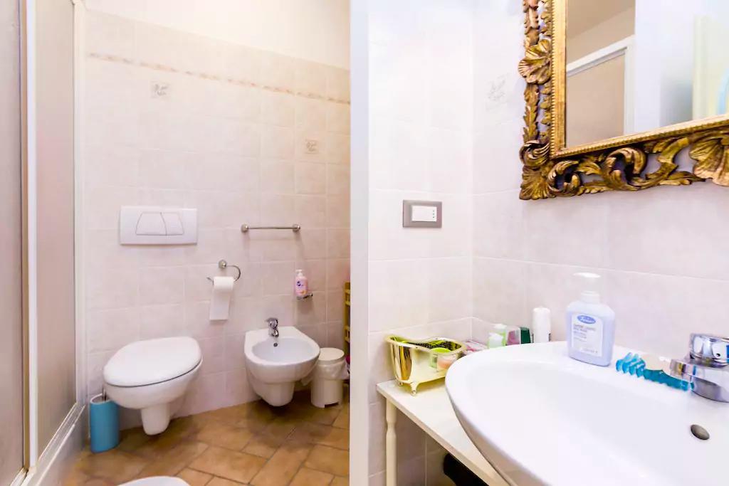 Housmart Palestro 5 Apartment โบโลญญา ภายนอก รูปภาพ